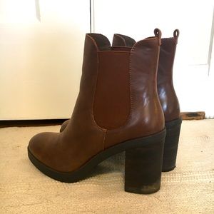 Crown Vintage Brown Leather Heeled Boots